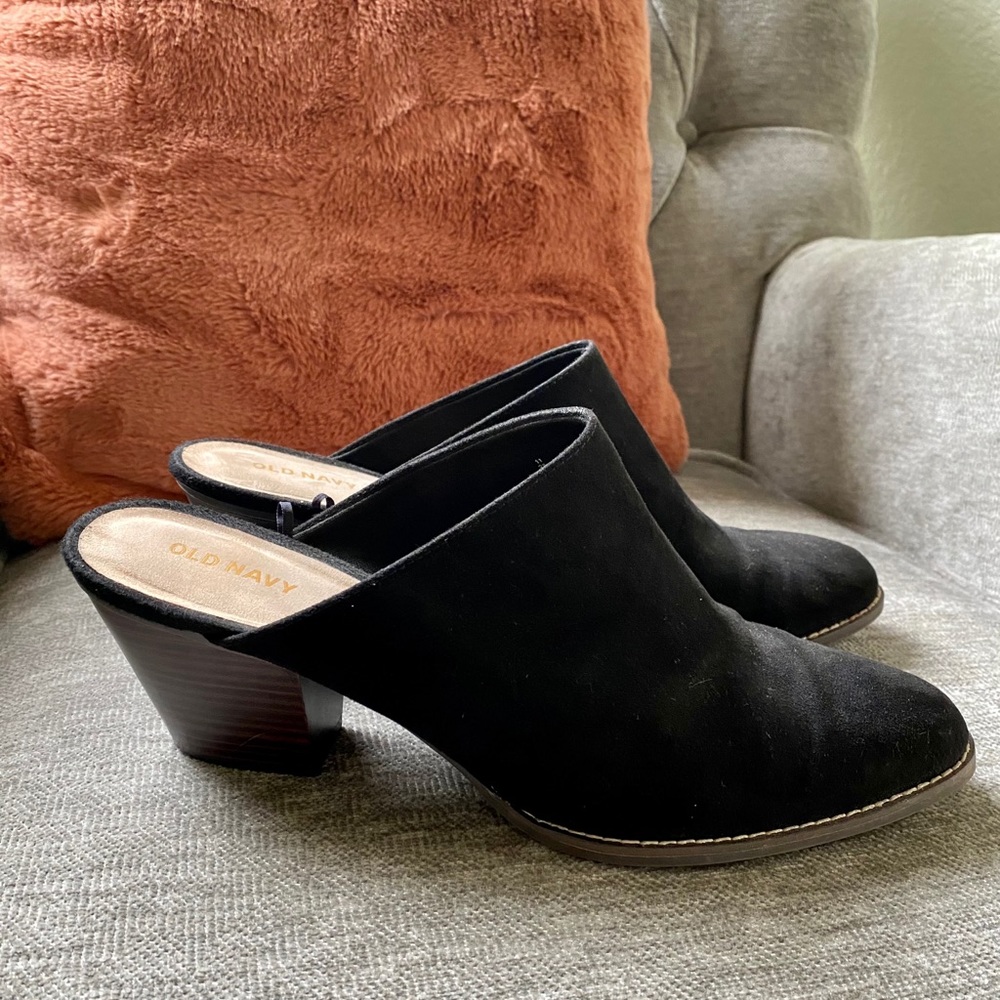 Mules Black Like New
